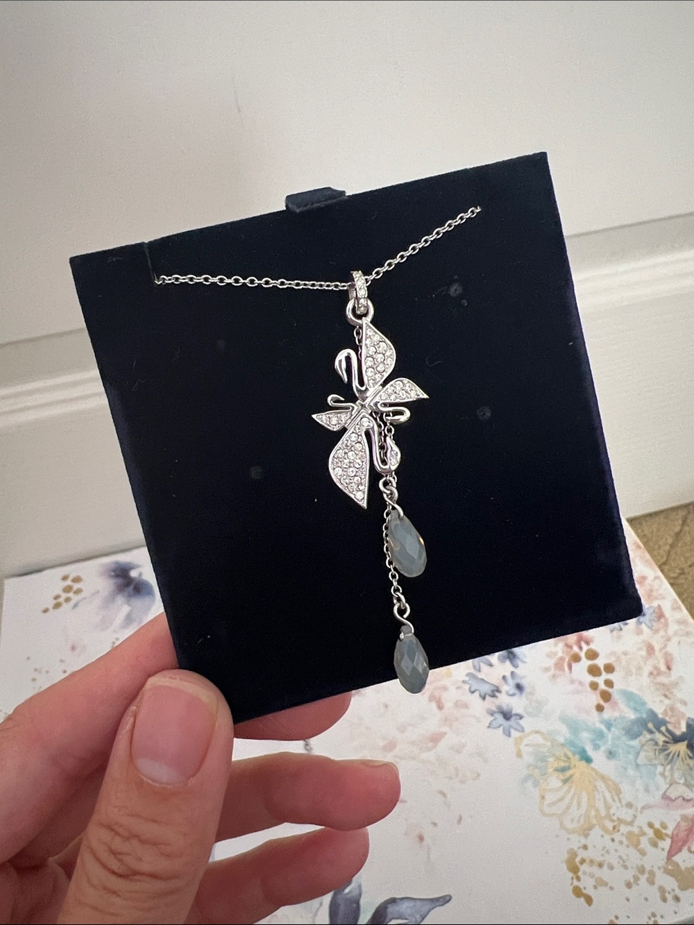 Swarovski Signature Swan Pendant with 2 Crystal Dangle Accents - Picture 2 of 6